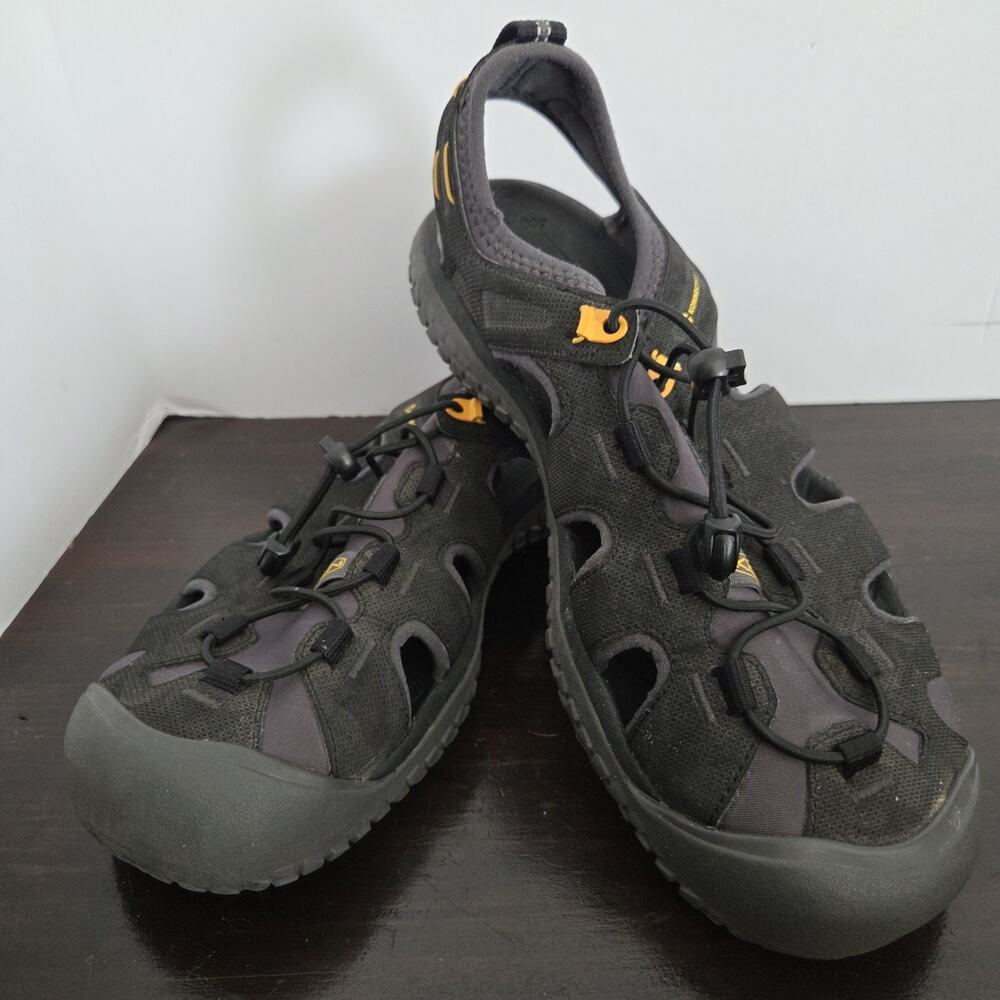 KEEN SOLR Mens 9.5 Water Hiking Sandals Black Gold Closed Toe Sport 1022246